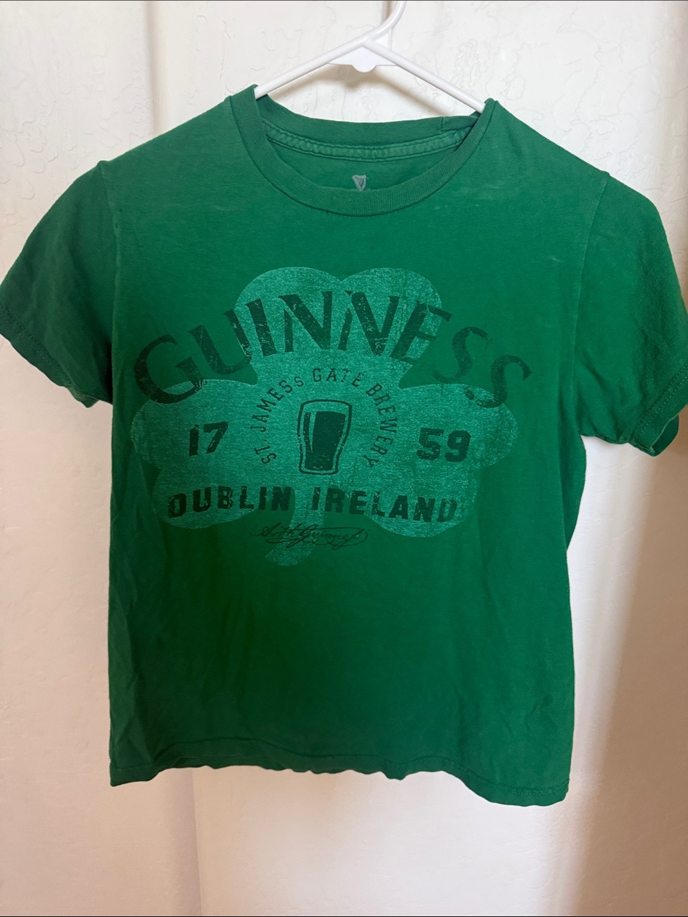 Guinness Shamrock Green Logo Tee